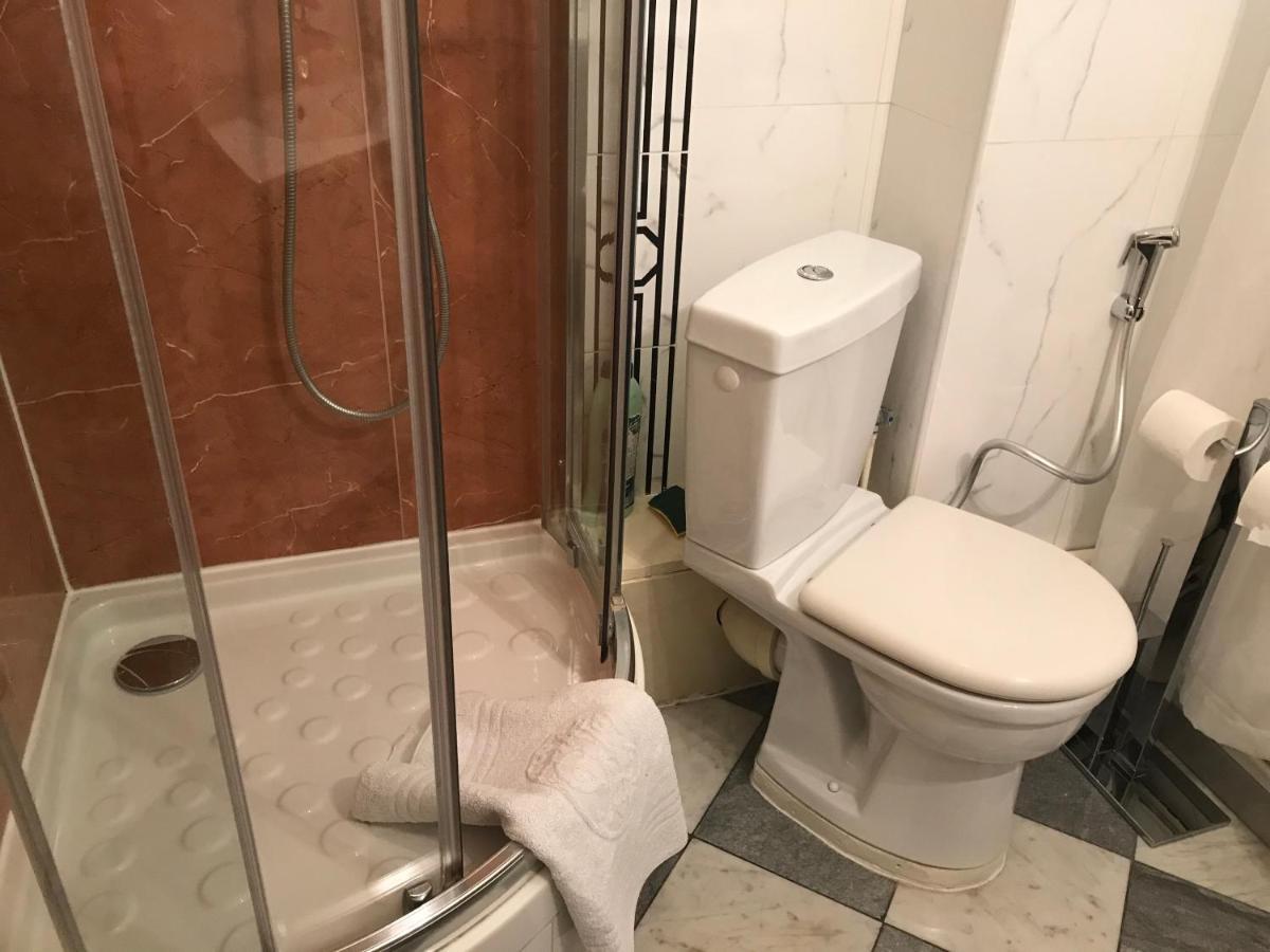 Suite Junior Avec Balcon Et Vue Sur Arc De Triomphe Paris Bagian luar foto